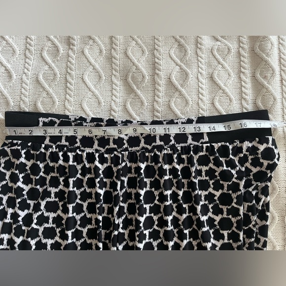 Jones Studio Stylish Black and White Patterned Women's Pants Size 1X - Picture 13 of 14
